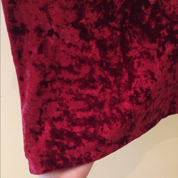 **SOLD**Hollister Red Velvet Top - Picture 2 of 7